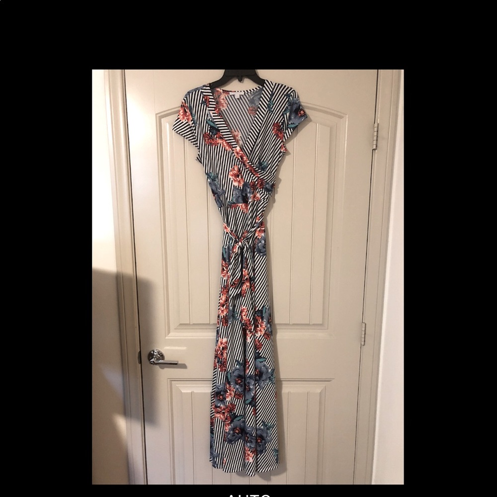 Beautiful Floral Maxi Dress